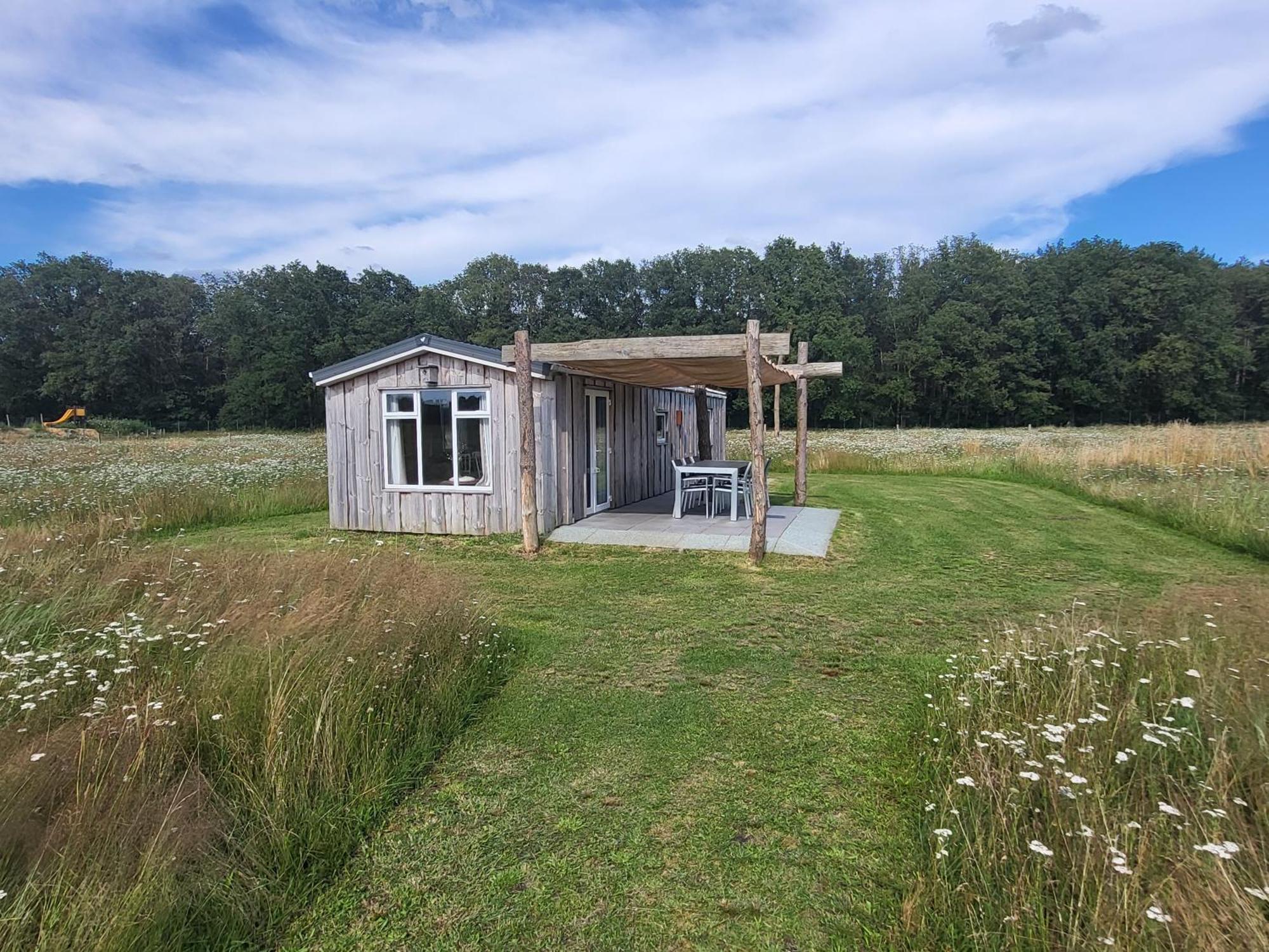 Hoeve Twente - De Buizerd Villa Heythuysen Exterior photo